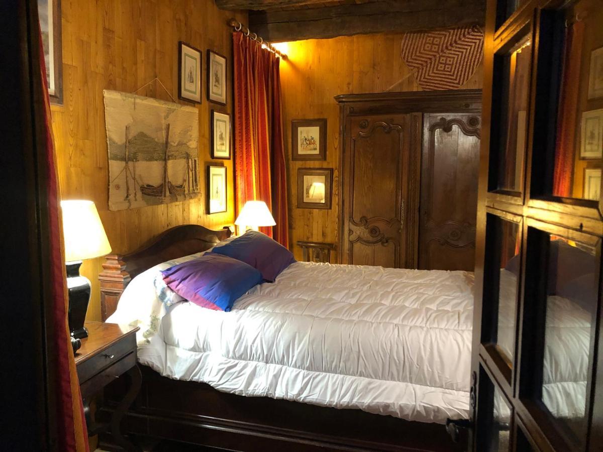 La Maison De Mon Pere Le Nayrac Eksteriør bilde