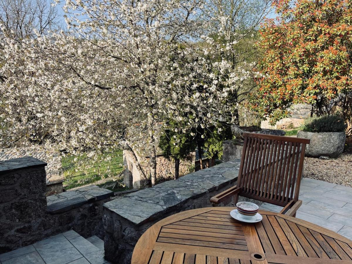 La Maison De Mon Pere Le Nayrac Eksteriør bilde